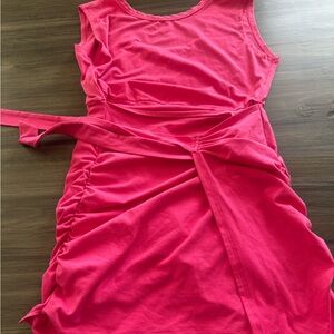 Elegant Pink Sleeveless Dress